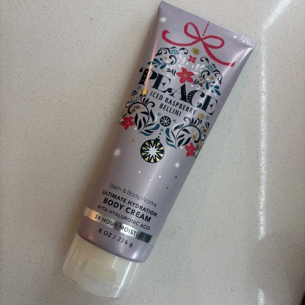 Bath & Body Works Iced Raspberry Bellini Body Cream - Silver and Pink